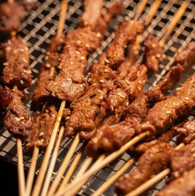 Biodegradable Disposable And Eco-Friendly Carbonization Bamboo Tableware Stick For BBQ Made In China